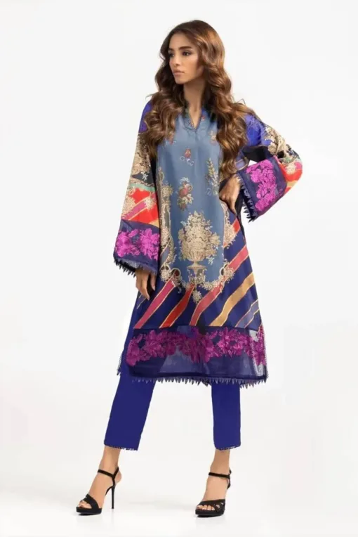 Gul Ahmed Summer 2023 – 3PC Unstitched Lawn Suit GA-99C
