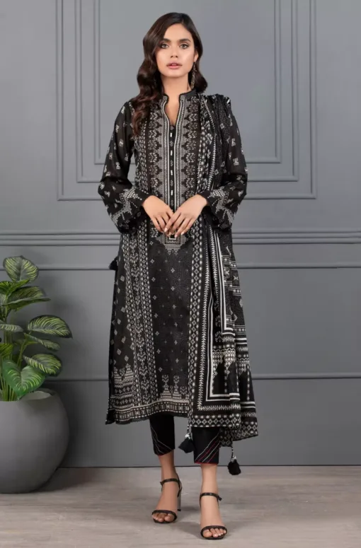 Lakhani embroidered black summer suit | Lakhani lawn collection 2023