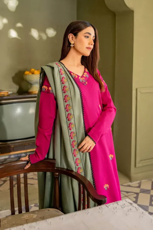 Kastoor embroidered premium winter dhanak dress 2023 - Kastoor sale winter 2023