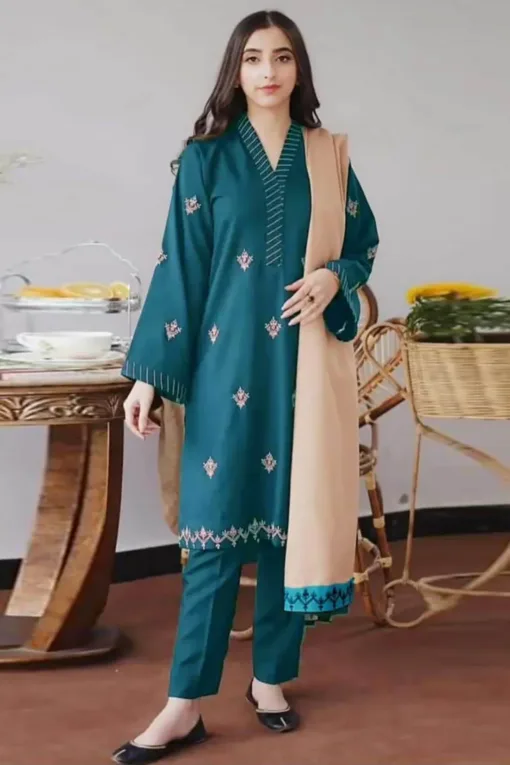 Zara Shajahan premium embroidered winter dhanak collections 2023 | Zara Shajahan Dhanak 2023