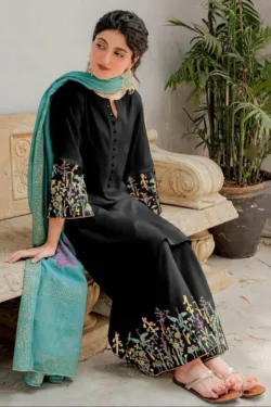 Zara Shahjahan Khaddar premium embroidered winter collections 2023 | Zara Shahjahan Khaddar 2023