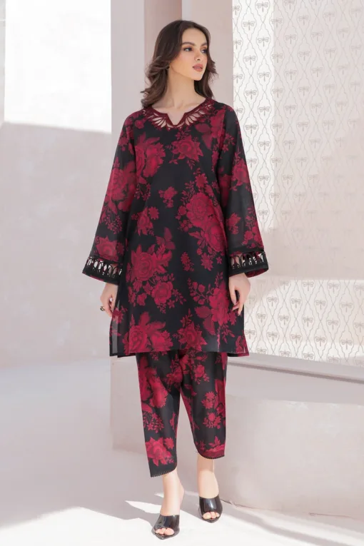 Baroque Digital Printed winter sale 2024 | Baroque unstitched 3 piece premium Digital Printed linen suit 2024 | baroque winter linen sale 2024 | baroque winter 2025