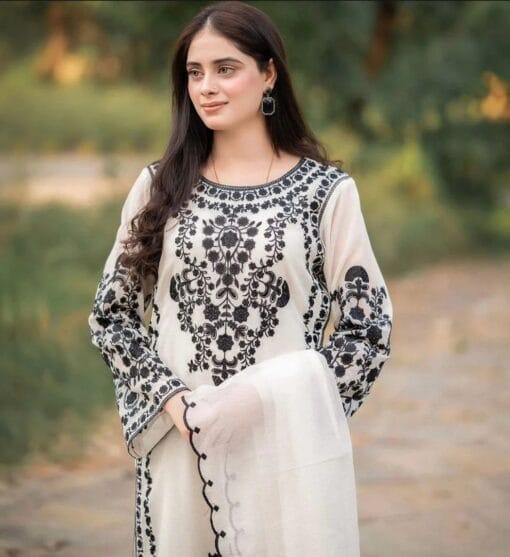 Agha Noor Premium Embroidered Summer Collection 2025 | libas e khas store eid ul adha summer sale 2025