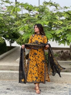 Bin Saeed by libas e khas Lawn | 3Pcs Embroidered Summer Collection 2025